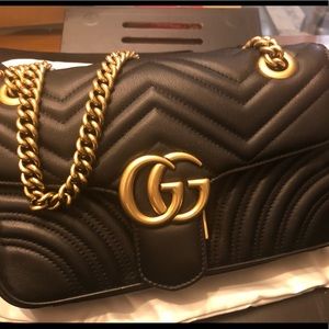 GG Marmont matelassé shoulder bag